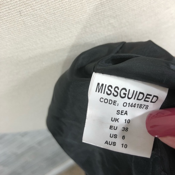 Misguided “No Memory Of Last Night” Bomber Jacket - Picture 7 of 8